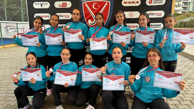 Muğla'nın yıldız kızları Türkiye finallerine adını yazdırdı