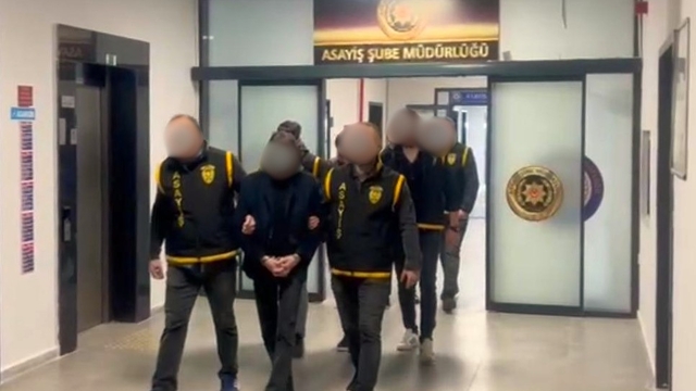 Yalova'da kuyumcuda sahte altın bozduran 3 şüpheli tutuklandı