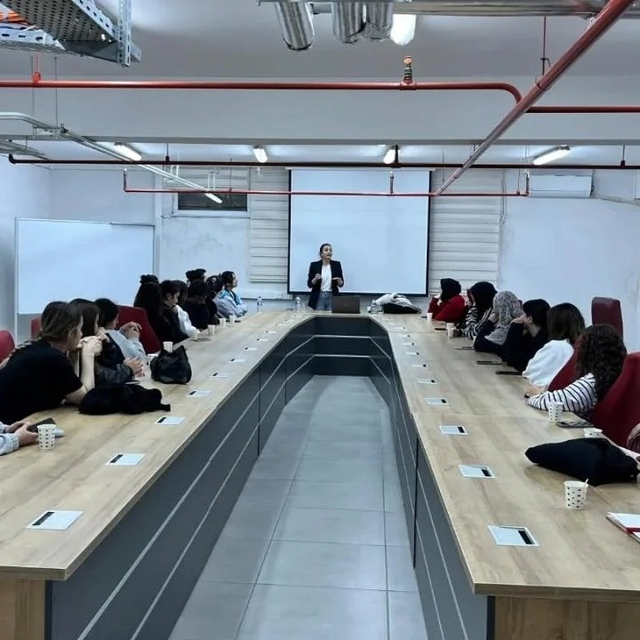 Sinop'ta üniversite öğrencilerine psikolojik ilk yardım eğitimi