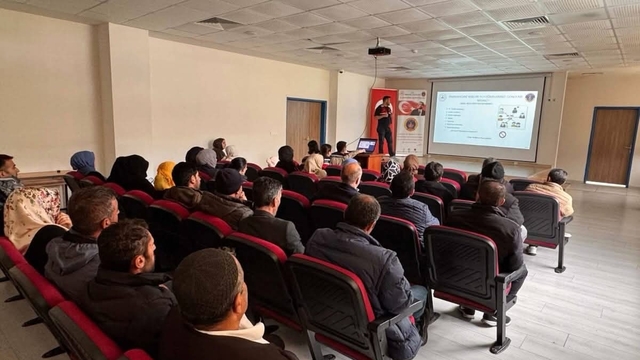 Bingöl'de öğrenci ve velilere şiddetle mücadele eğitimi
