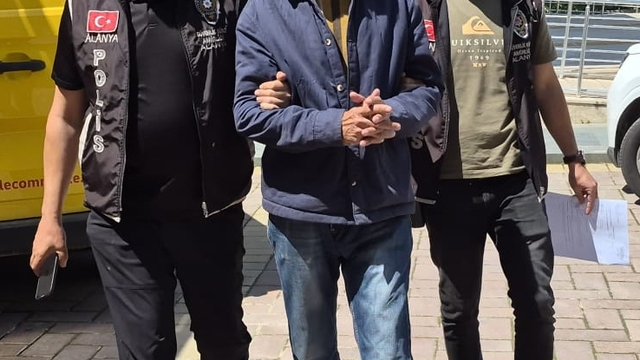 Alanya'da okul saldırılarına ilişkin provokatif paylaşım yapan kişi tutuklandı