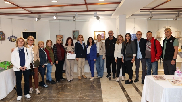 Marmaris'te el emeği eserler görücüye çıktı