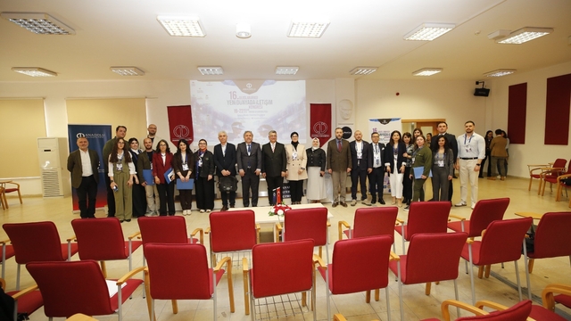 Anadolu'da "16. Uluslararası Yeni Dünya İletişim Kongresi"