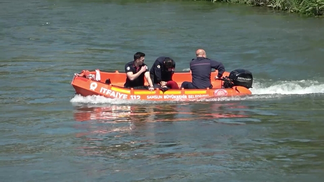 Yeşilırmak Nehri'nde can pazarı