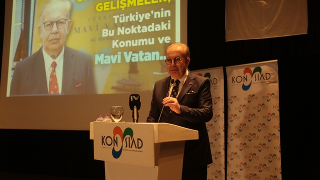 Müstafi Tümamiral Prof. Dr. Cihat Yaycı: "ABD istikrar değil, istikrarsızlık ister"
"Türkiye en güvenli liman"