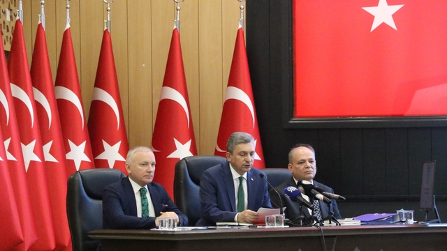 Antalya'da 192 milyar TL'lik 458 proje yürütülüyor