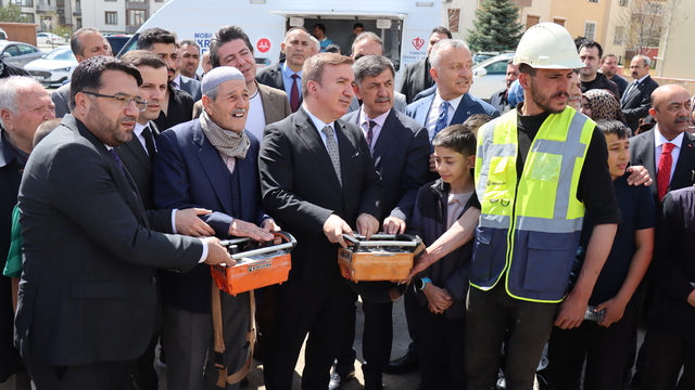 Erzincan'da değerler ve bilim eğitiminin bir arada sunulacağı çocuk akademisinin temeli atıldı