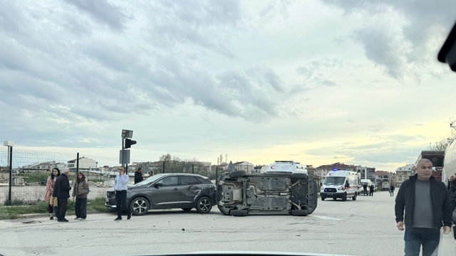 Eskişehir'e 4 aracın karıştığı kazada 7 kişi yaralandı