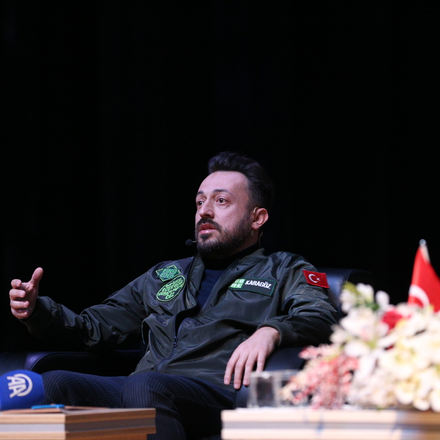 Niğde'de "Yapay Zeka ve Otonom Sistemler ile Tarımsal Dönüşüm Konferansı" d...