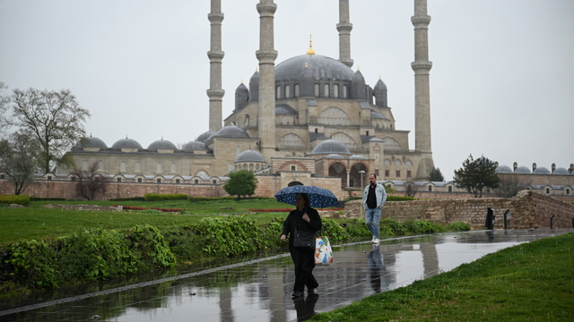 Trakya'da sağanak etkili oluyor
