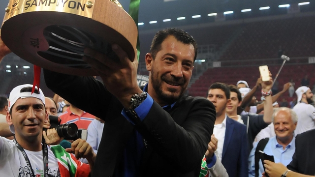 Karşıyaka'nın kaderi Ufuk Sarıca'dan geçecek