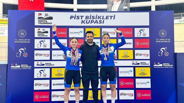 Kağıtspor'dan 471 madalyalık başarı