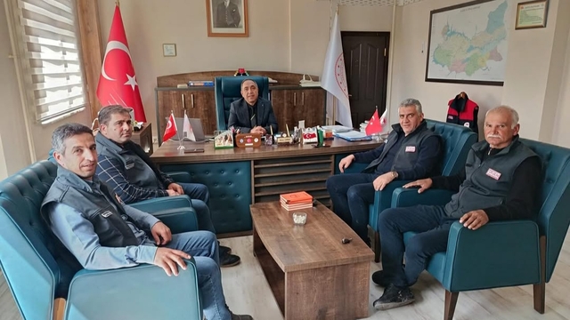 Kayısı Araştırma Enstitüsü Müdürlüğü ekiplerinden Baskil'e ziyaret