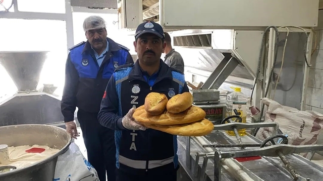Sarıkamış'ta fırınlara denetim: Hijyen ve gramaj ön planda