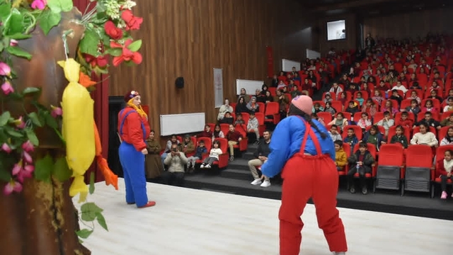 Sason'da çocuklara yönelik tiyatro etkinliği düzenlendi