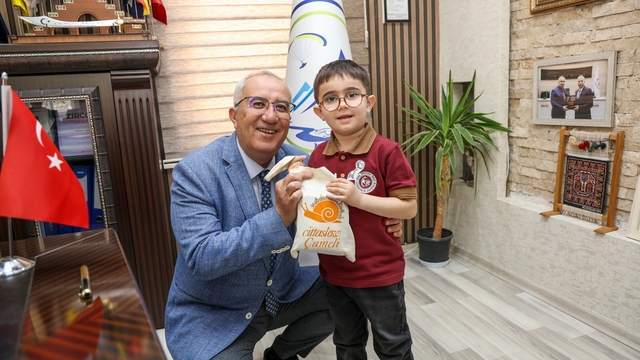 Azerbaycanlı öğrencilerden Çameli'ne kardeşlik ziyareti
