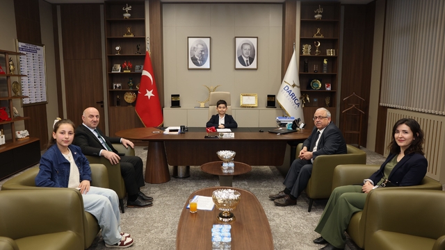 Darıca'da makam koltuğu geleceğin başkanlarına devredildi