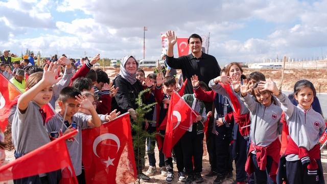 Yılmaz'dan 23 Nisan mesajı