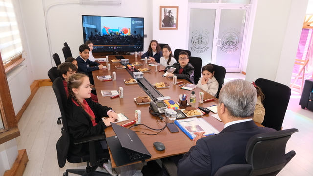 Bozkurt'ta öğrenciler Belediye Meclisi'nde taleplerini dile getirdi