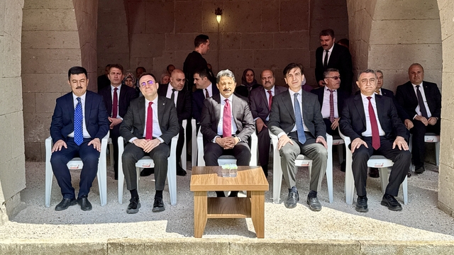 Kırşehir'de "Tarımsal Nitelikli Simbiyotik Yeşil Köy Projesi" hayata geçiriliyor