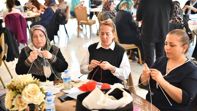 Yeşilyurt Belediyesi örgü yarışması büyük ilgi gördü
