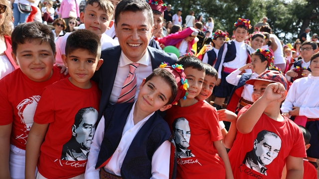 Başkan Acar: "Çocuklarımızın güvenle büyüdüğü bir geleceği kurmak hepimizin sorumluluğudur"