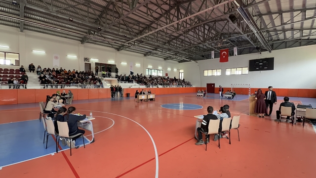 Karakoçan'da bilgi yarışması düzenlendi