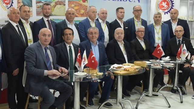 Samsun'un yöresel lezzetlerine yoğun ilgi
ÇTB Başkanı Yılmaz: "Çarşamba fındığı kalitesi ve lezzetiyle öne çıkıyor"