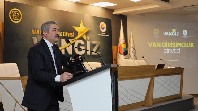 Van'da girişimcilik zirvesi düzenlendi