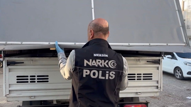 Mersin'de 184 kilo 900 gram esrar ele geçirildi
