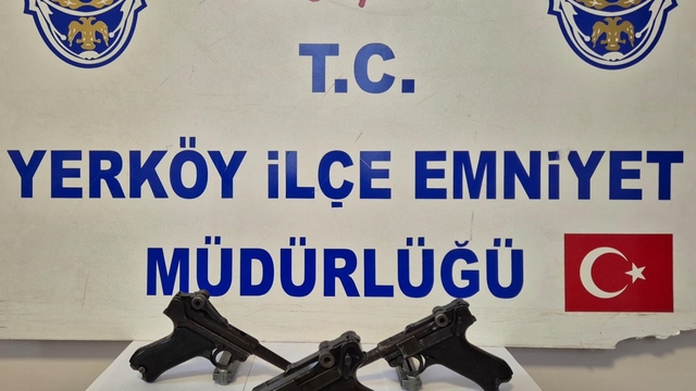 Yozgat'ta ruhsatsız silah taşıyan 2 zanlı gözaltına alındı