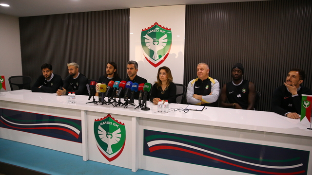 Amed Sportif Faaliyetler Kulübü Başkanı Nahit Eren, basın mensuplarıyla bir araya geldi: