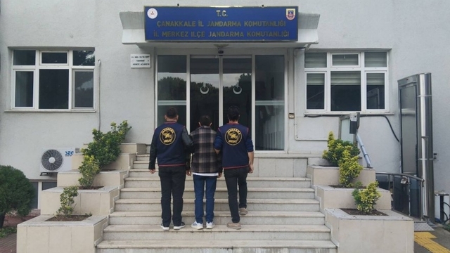 Çanakkale'de çeşitli suçlardan aranan 15 şüpheli tutuklandı