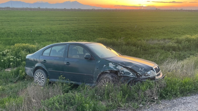 Karaman'da otomobiller çarpıştı: 3 yaralı