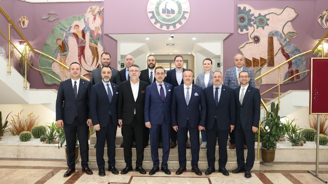 DSO ve Denizli OSB'den güçlü iletişim, ortak vizyon
Denizli Sanayi Odasından Denizli OSB Yönetimine tebrik ziyareti