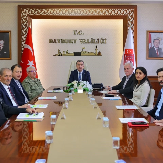 Bayburt'ta çığ riskine karşı değerlendirme toplantısı yapıldı