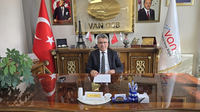 Başkan Memet Aslan'dan 23 Nisan mesajı