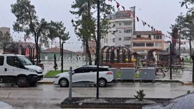 Eskişehir'e nisan ayında kar sürprizi