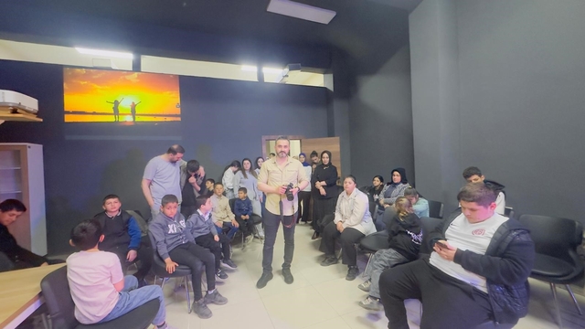 Güroymak MYO'dan özel çocuklar için fotoğraf etkinliği
