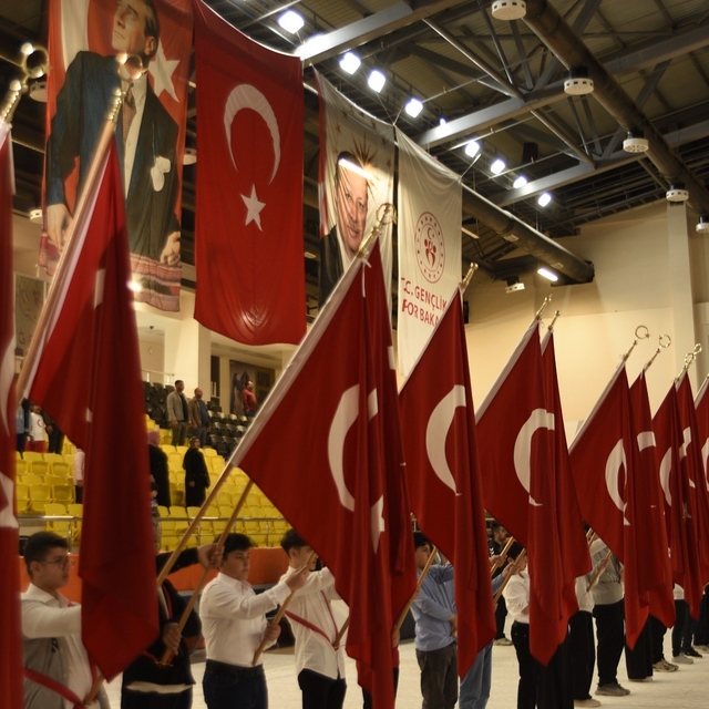 Bitlis'te 23 Nisan Ulusal Egemenlik ve Çocuk Bayramı kutlandı