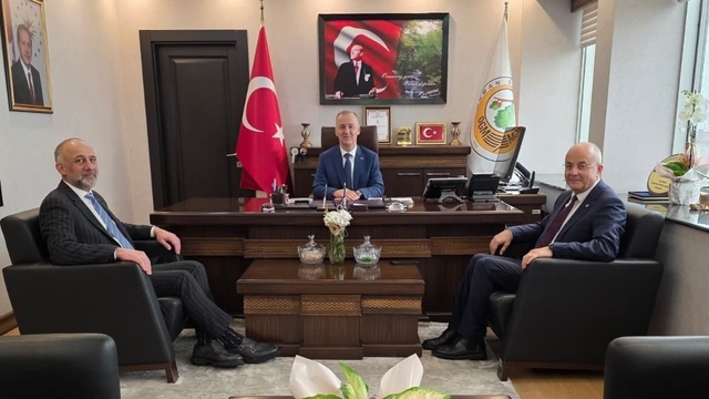 TSO Başkanı Demir'den Halil Oflu'ya ziyaret