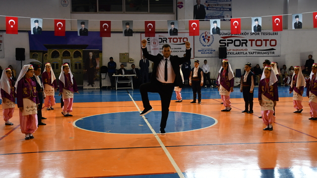 23 Nisan Ulusal Egemenlik ve Çocuk Bayramı kutlanıyor