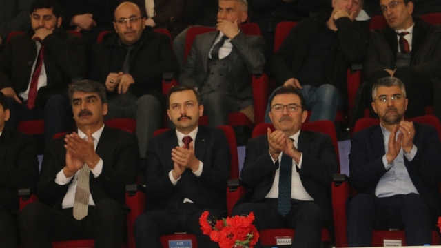 Aşkale'de 23 Nisan coşkusu