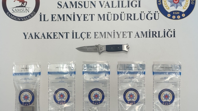 Yakakent'te uyuşturucu operasyonu: 2 gözaltı