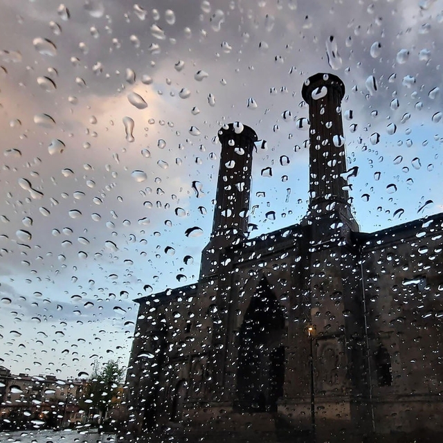 Meteorolojiden kuvvetli sağanak yağış uyarısı