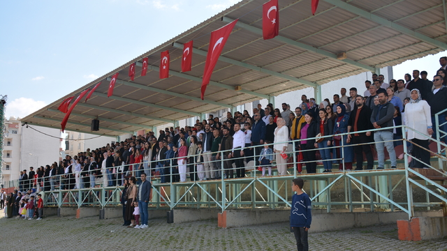 Silopi'de 23 Nisan Ulusal Egemenlik ve Çocuk Bayramı kutlandı