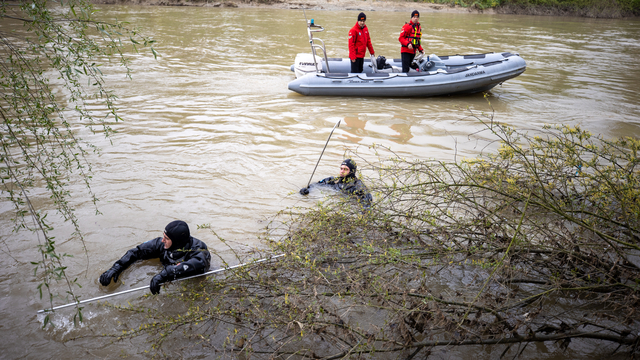 Sakarya Nehri'nde kaybolan 6 yaşındaki çocuğu arama çalışmaları sürüyor