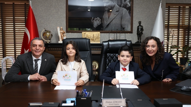Başkan Şimşek 23 Nisan'ı çocuklarla beraber geçirdi