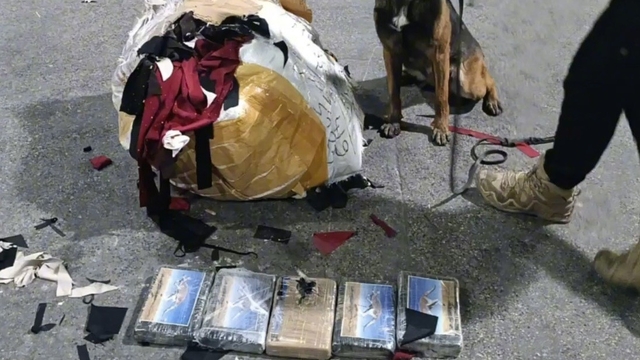 Mersin'de bir işyerinde 5 kilo 872 gram kokain ele geçirildi