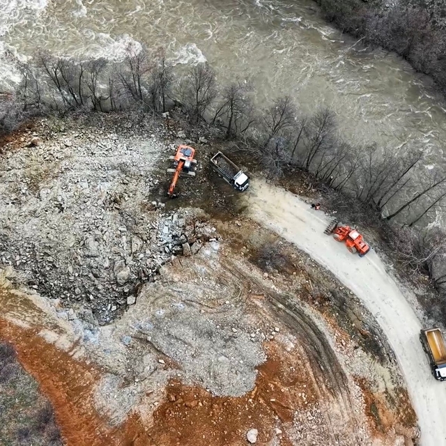 Tunceli-Ovacık yolu trafiğe açıldı